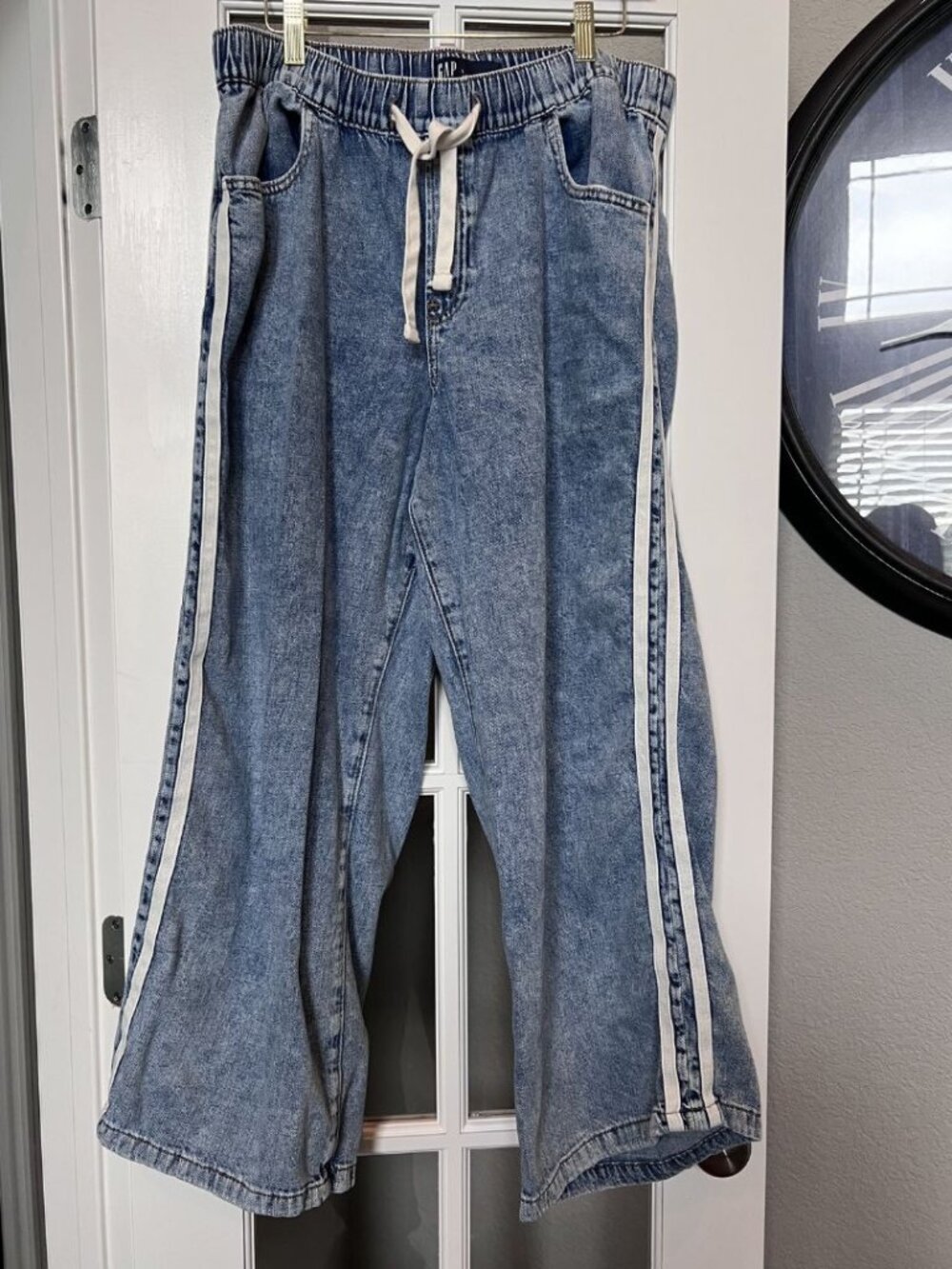 GapFactory High Rise Wide Leg Pull OnStriped Baggy Jean